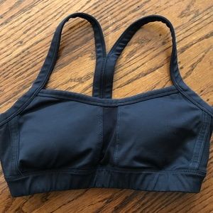 Lululemon size 4 bra -black